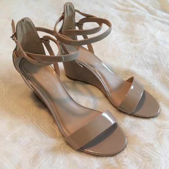 Kelly & Katie Shoes - Kelly & Katie Tamra Wedge Sandal (nude)